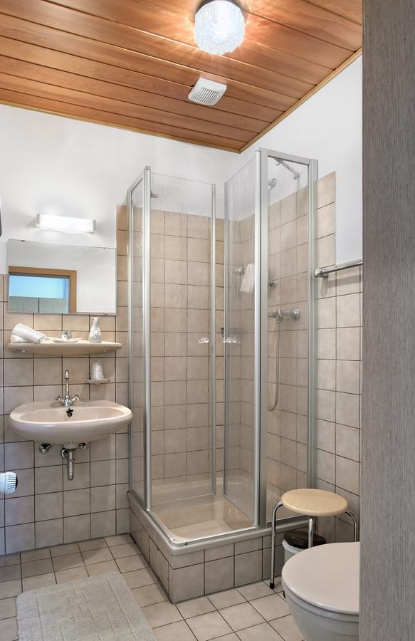 Pension "Haus Am Walde" Brodenbach, Mosel מראה חיצוני תמונה