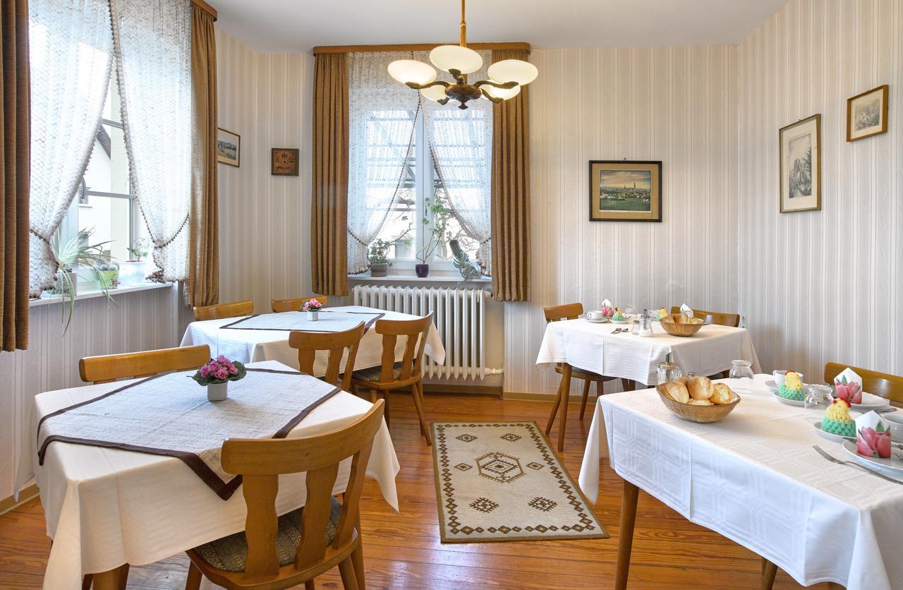 Pension "Haus Am Walde" Brodenbach, Mosel מראה חיצוני תמונה